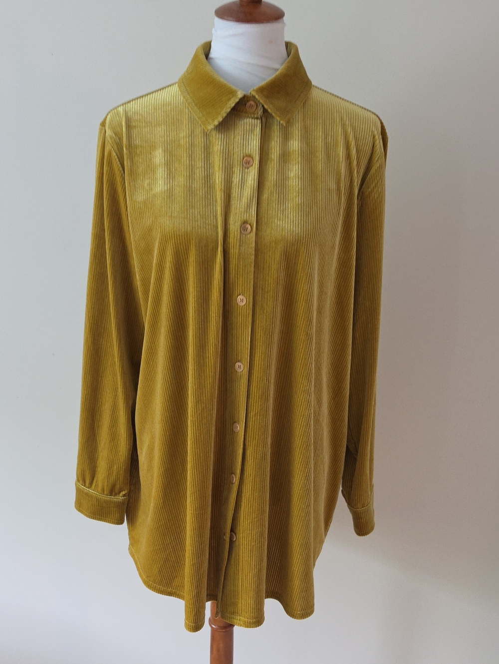 Soft Surroundings Yellow Green Velvet Corduroy Button-Up Shirt